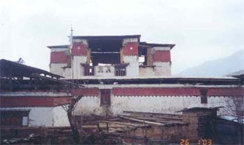 gal/Le_Monastere _Gangtey_Gompa/en_travaux/Travaux 2003/GG6.jpg